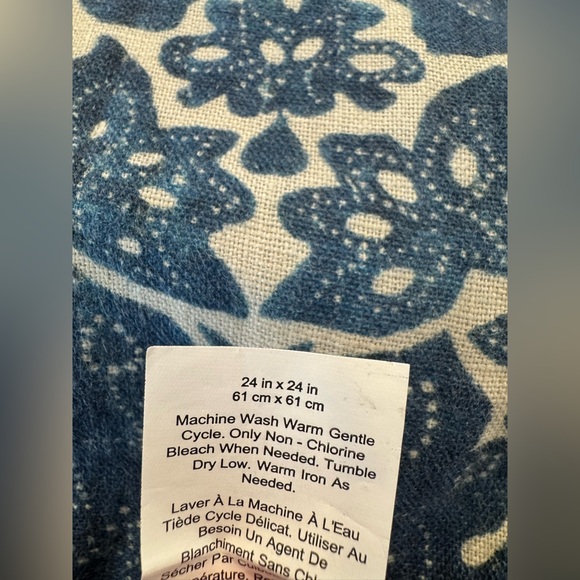 Pottery Barn Brandt Vintage Pillow Cover size 24 x 24 - Picture 6 of 7